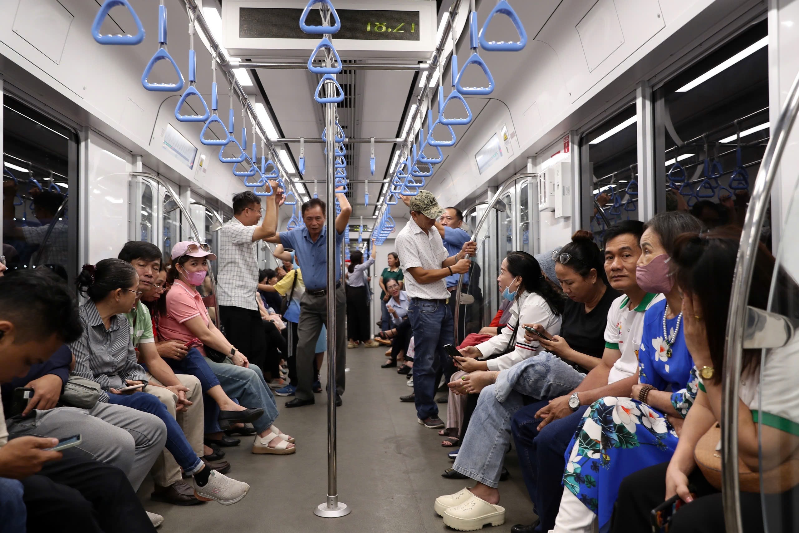 Metro số 1 sẵn s&agrave;ng trước "giờ G": Bước nhảy vọt của giao th&ocirc;ng c&ocirc;ng cộng- Ảnh 28.