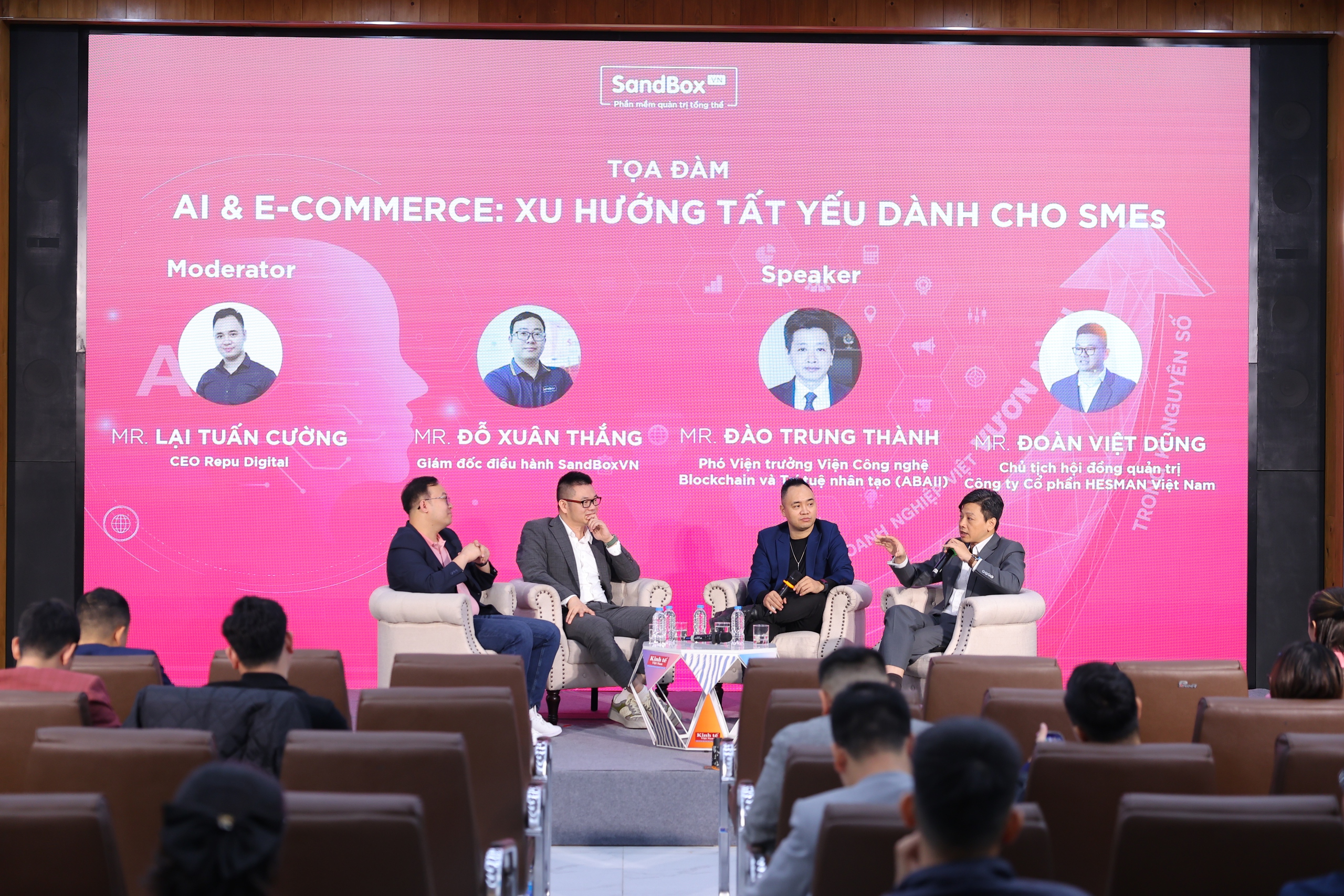 Ra mắt phần mềm SandboxVN v&agrave; tọa đ&agrave;m "AI v&agrave; E-commerce"- Ảnh 2.