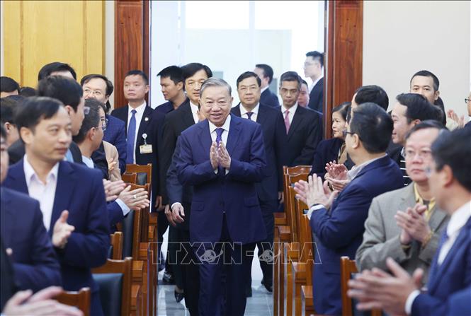 Tổng Bí thư: Văn phòng Trung ương Đảng phải là "bộ não", "túi khôn" của Đảng- Ảnh 1.