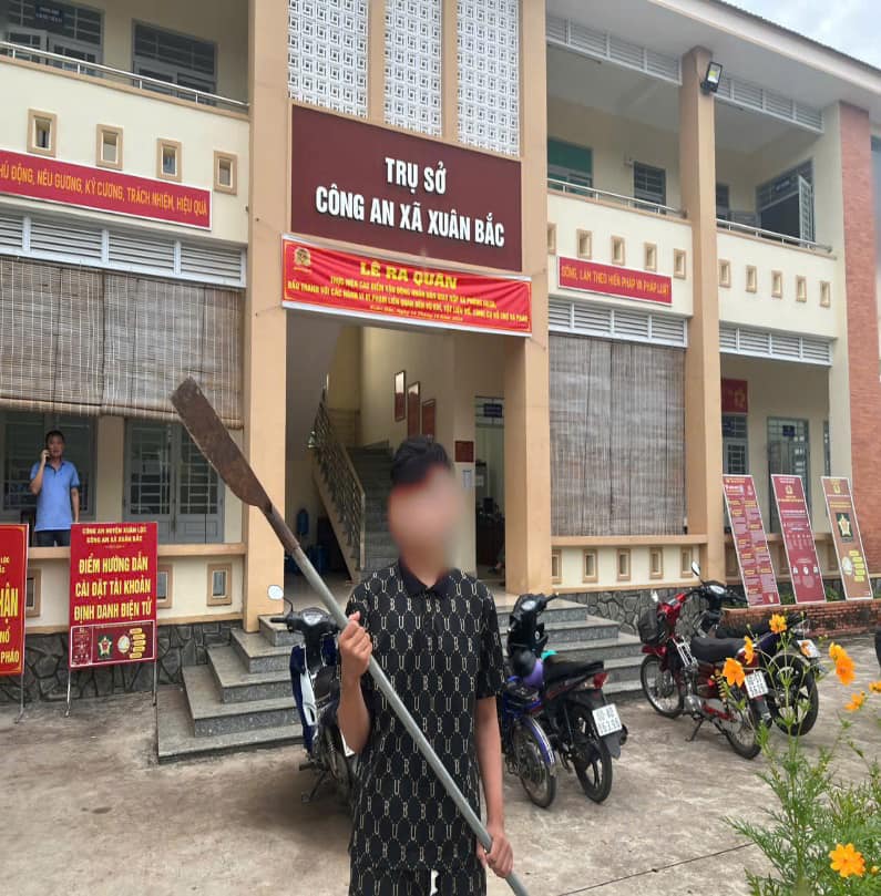Nh&oacute;m thiếu ni&ecirc;n ở Đồng Nai hẹn nhau tr&ecirc;n mạng x&atilde; hội để hỗn chiến- Ảnh 2.