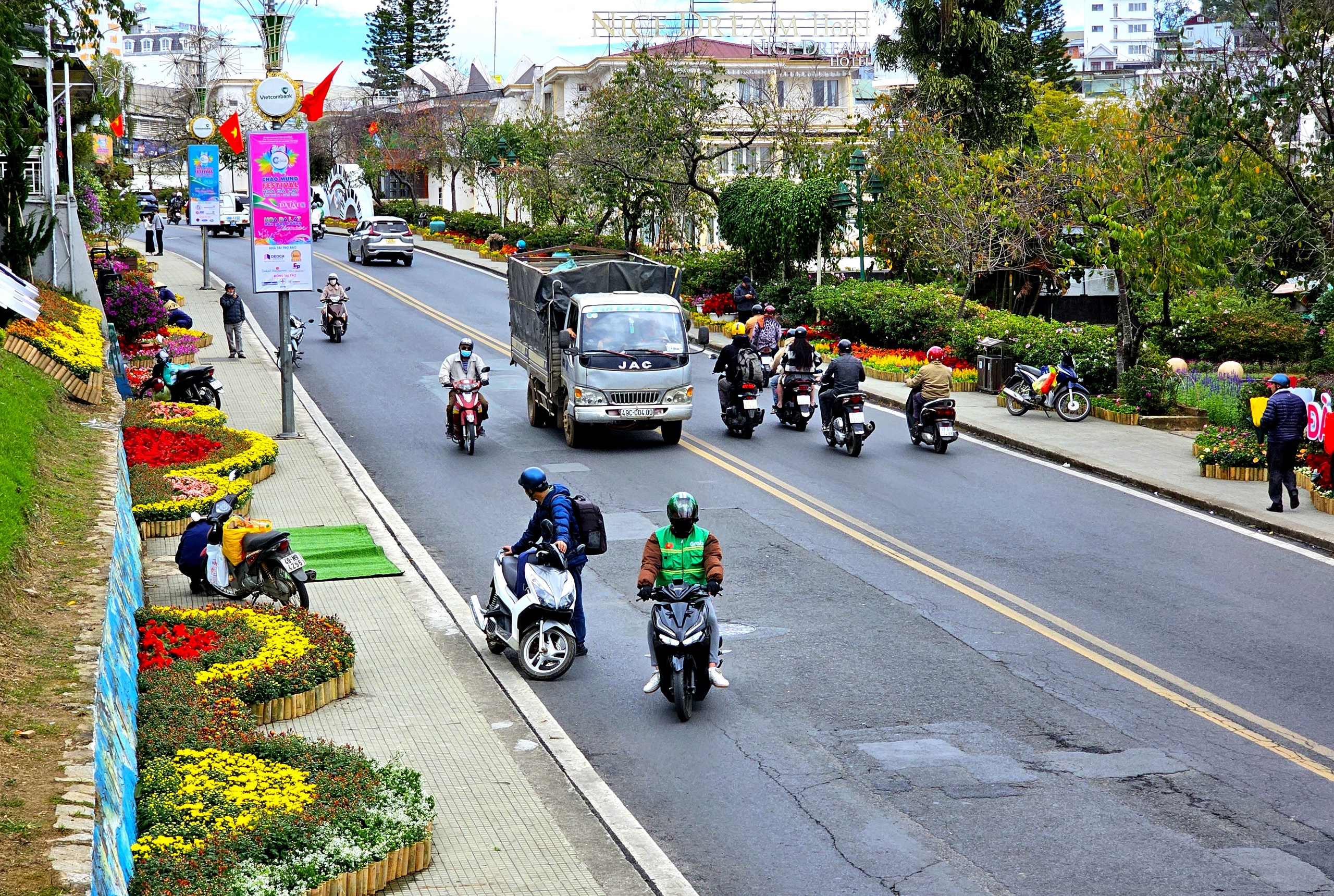 H&igrave;nh ảnh Đ&agrave; Lạt trước ng&agrave;y khai hội Festival Hoa 2024- Ảnh 3.