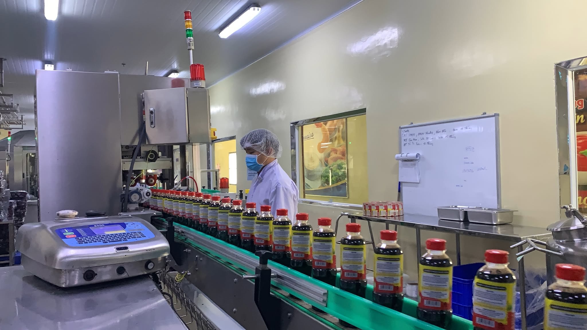 Công ty TNHH Thực phẩm Quốc tế Nam Dương: 73 năm gìn giữ "Bản sắc" thương hiệu Việt- Ảnh 2. Công ty TNHH Thực phẩm Quốc tế Nam Dương: 73 năm gìn giữ "Bản sắc" thương hiệu Việt- Ảnh 2.