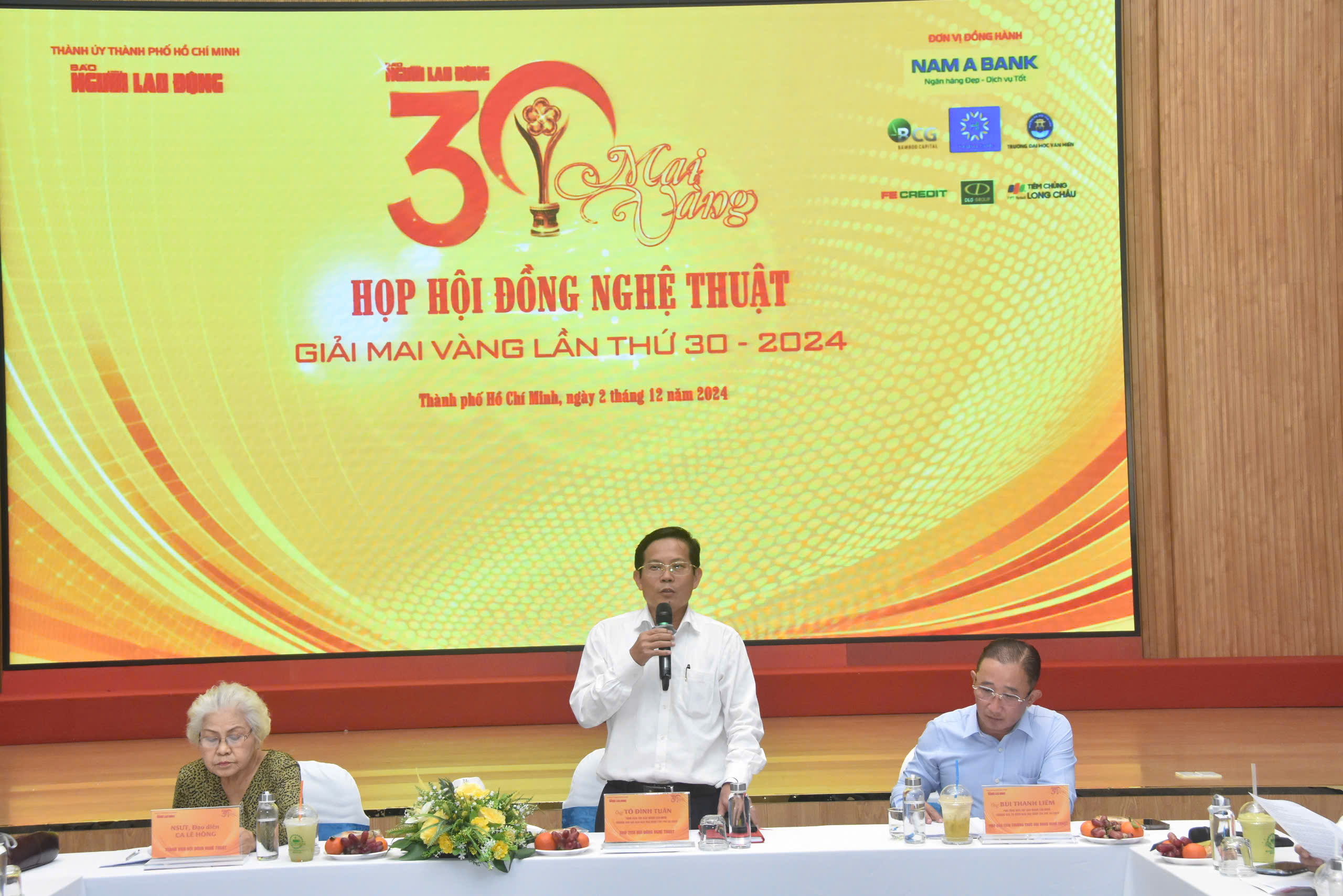  Giải Mai V&agrave;ng: H&agrave;nh trang qu&yacute; gi&aacute; của c&aacute;c nghệ sĩ- Ảnh 1.