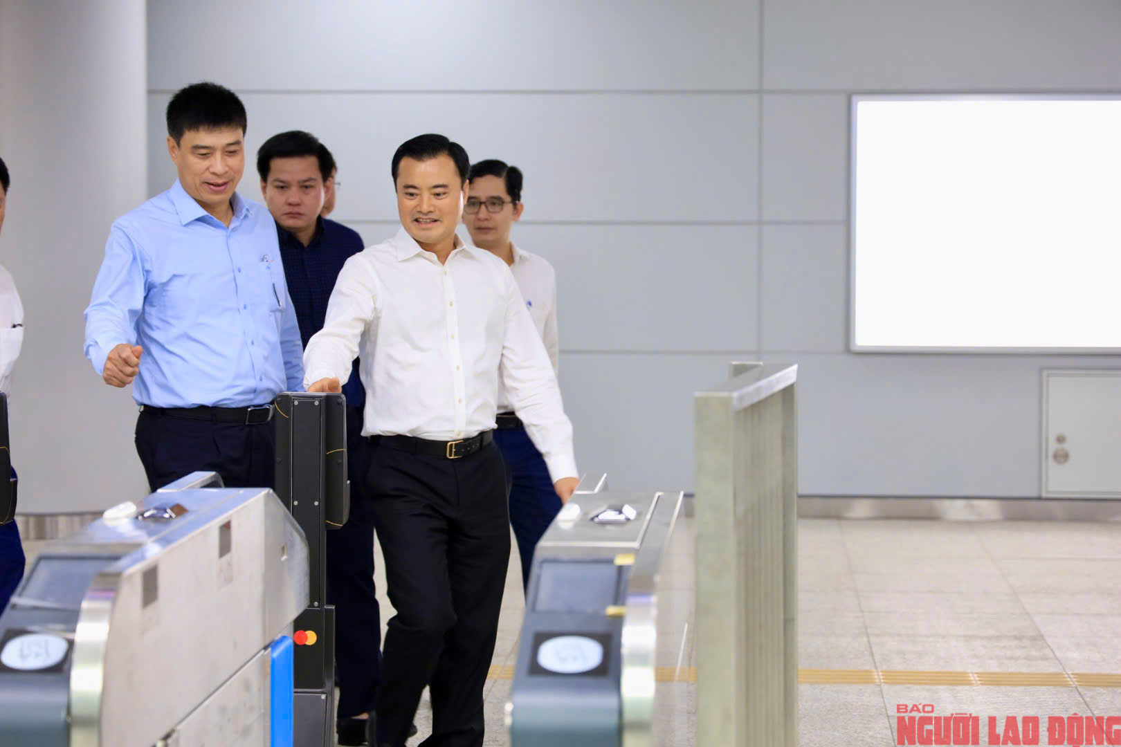 Nghiệm thu metro số 1: Mảnh gh&eacute;p cuối c&ugrave;ng trước ng&agrave;y vận h&agrave;nh- Ảnh 9.