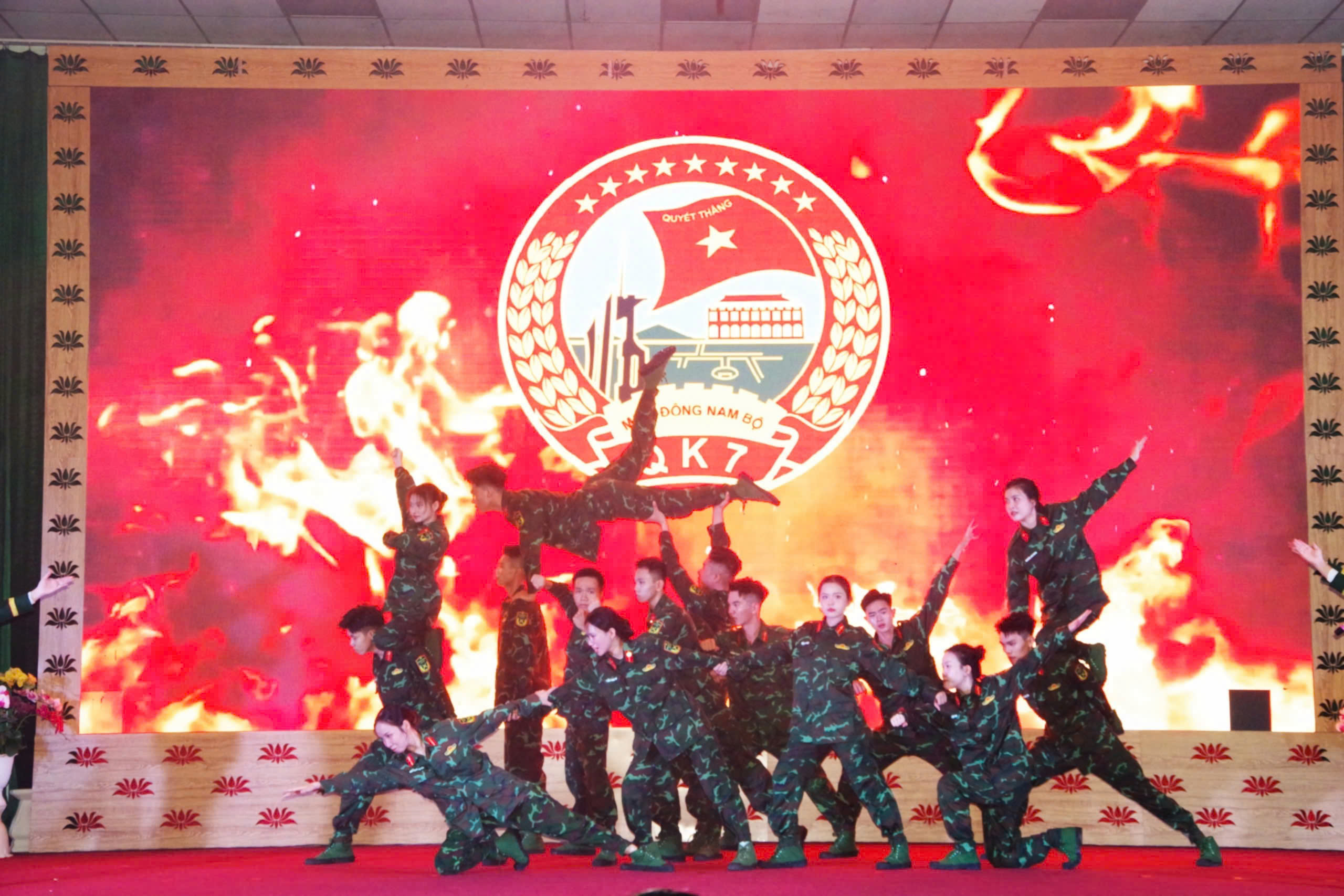 Lan tỏa &yacute; ch&iacute; bảo vệ Tổ quốc trong thế hệ trẻ- Ảnh 1.