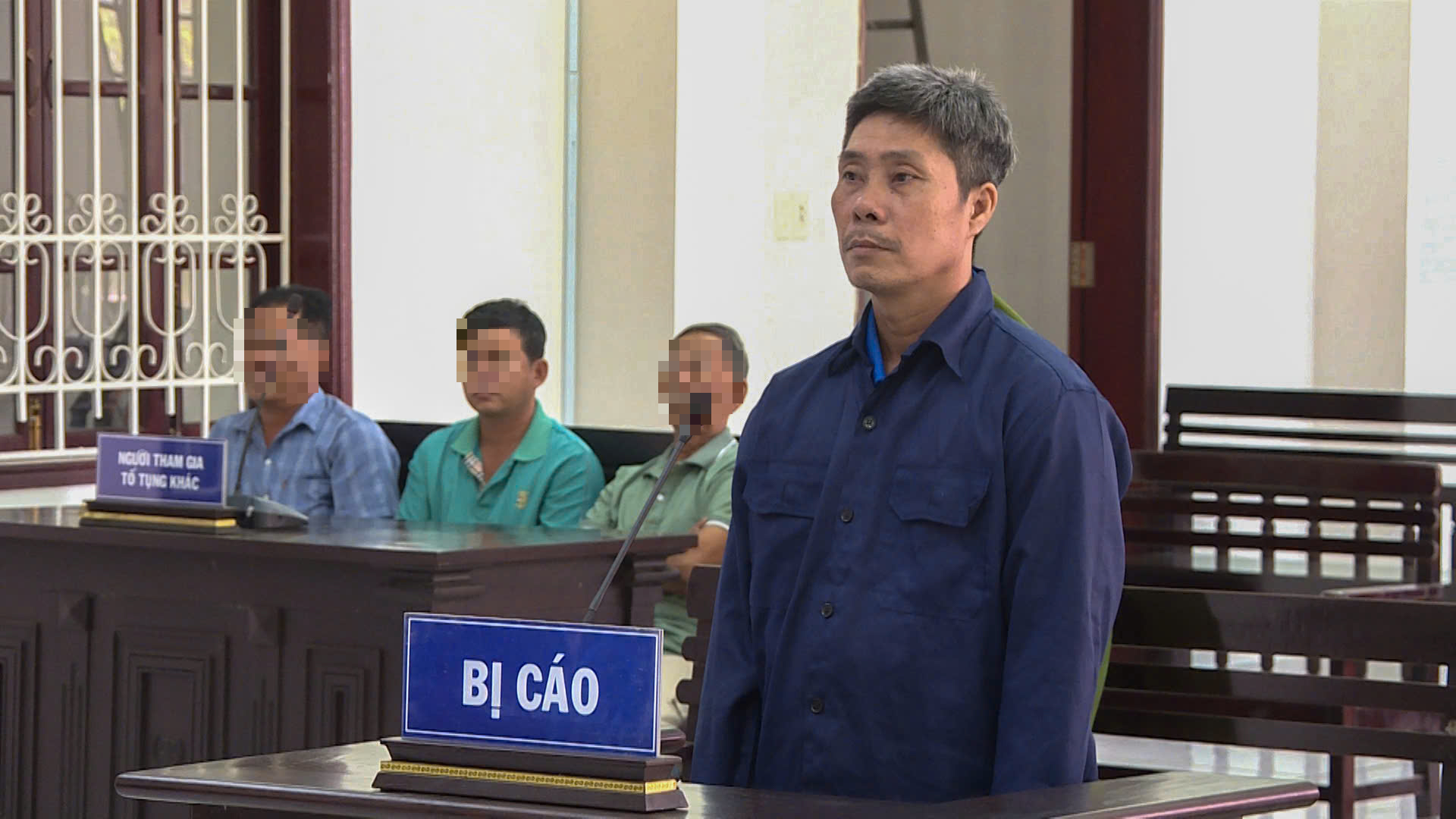 CLIP: Tuy&ecirc;n tử h&igrave;nh kẻ giết vợ rồi ph&acirc;n x&aacute;c n&eacute;m xuống s&ocirc;ng- Ảnh 1.