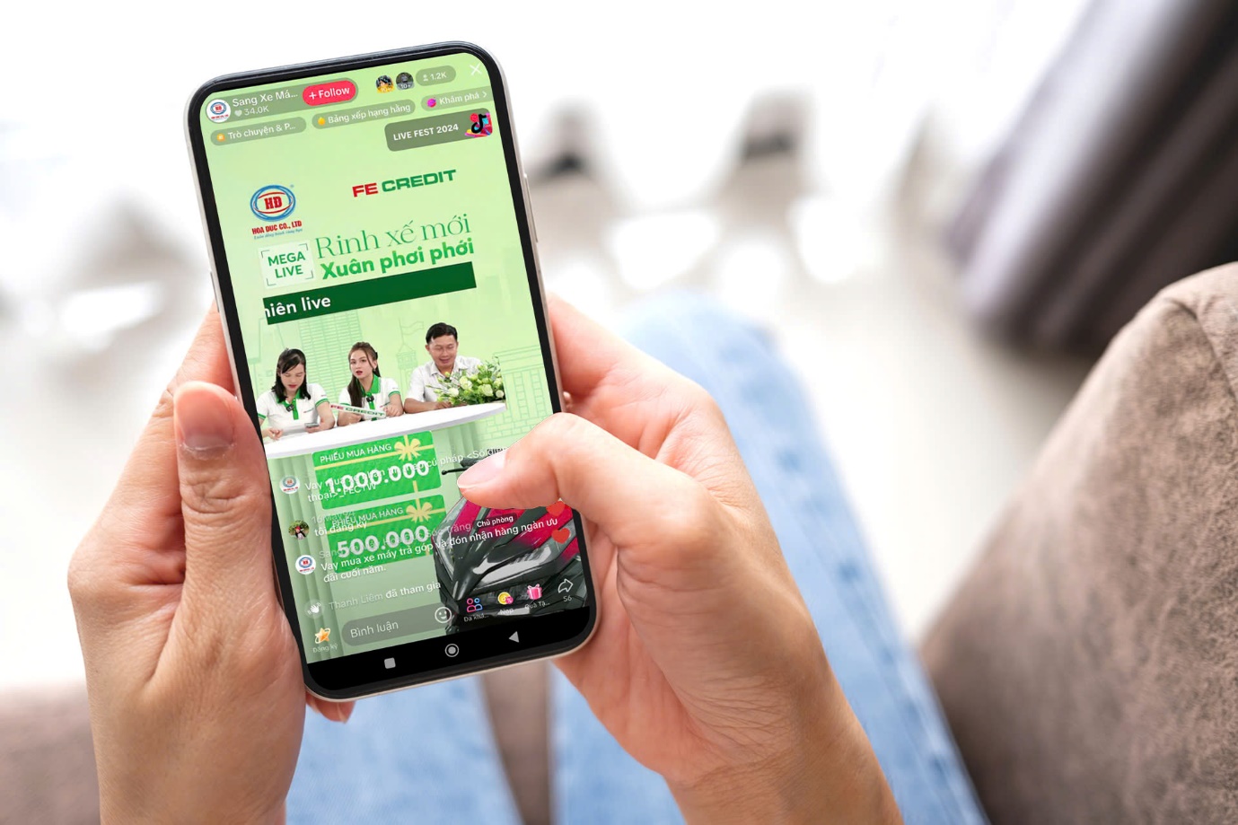 &ldquo;Rinh xế mới, Xu&acirc;n phơi phới&rdquo; với mega livestream từ FE CREDIT- Ảnh 1.