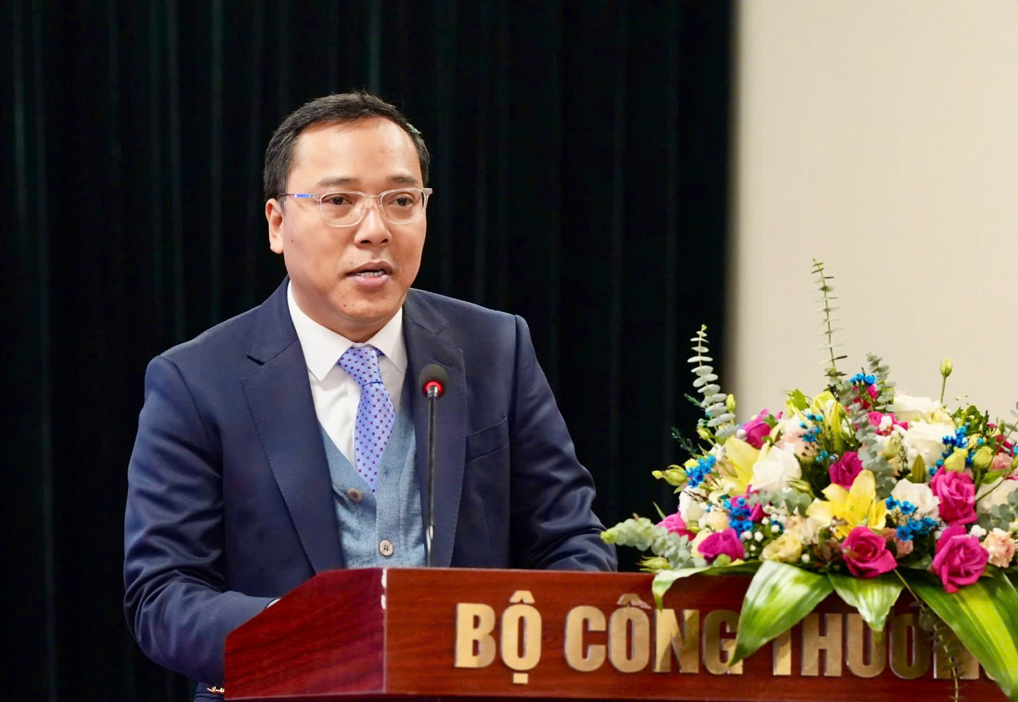 Thứ trưởng Bộ C&ocirc;ng Thương: Dư địa tiết kiệm năng lượng c&ograve;n rất lớn- Ảnh 1.
