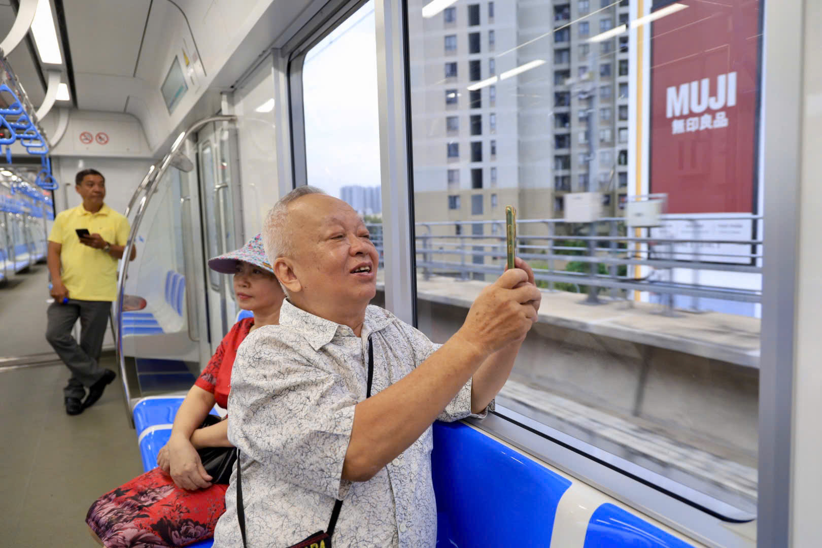 Người dân Đồng Nai, Bình Dương di chuyển thế nào để trải nghiệm Metro số 1?- Ảnh 3.