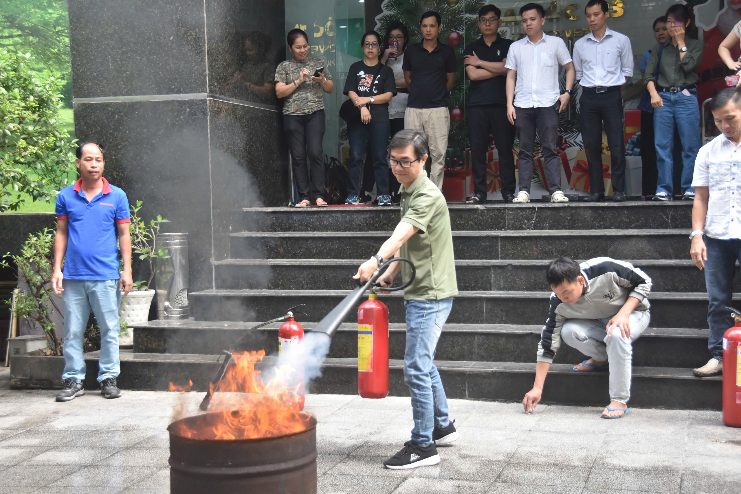 Tập huấn c&ocirc;ng t&aacute;c PCCC tại B&aacute;o Người Lao Động- Ảnh 3.