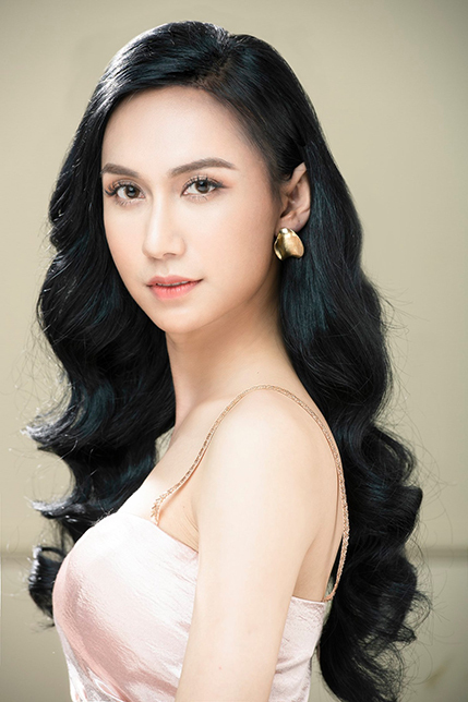 Huy Ho&agrave;ng n&oacute;i g&igrave; về đối thủ Lynk Lee tại Miss International Queen Vietnam 2024?- Ảnh 4.