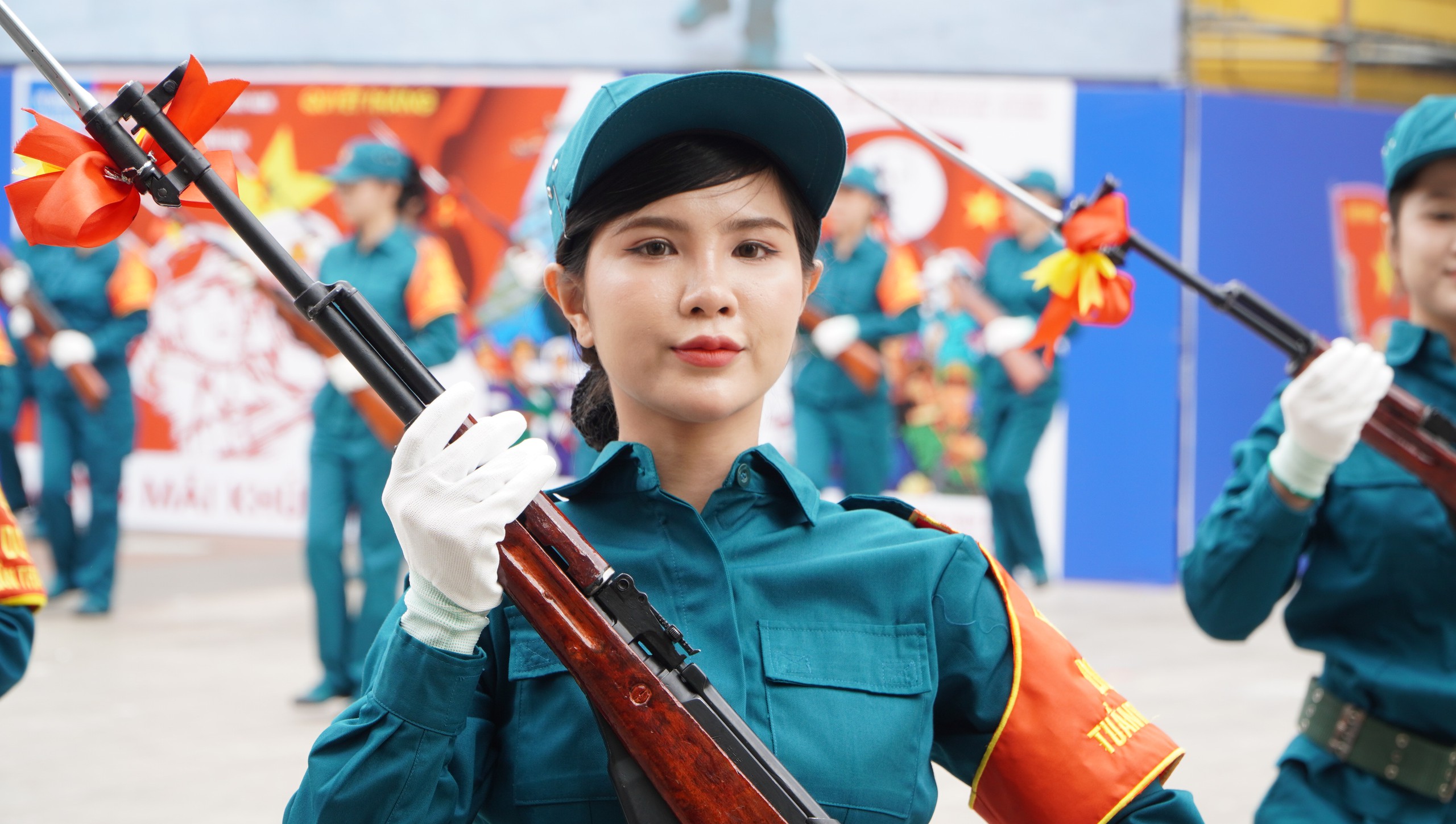 Ấn tượng những m&agrave;n biểu diễn đặc sắc của h&agrave;ng ng&agrave;n qu&acirc;n d&acirc;n tr&ecirc;n Phố đi bộ Nguyễn Huệ- Ảnh 23.