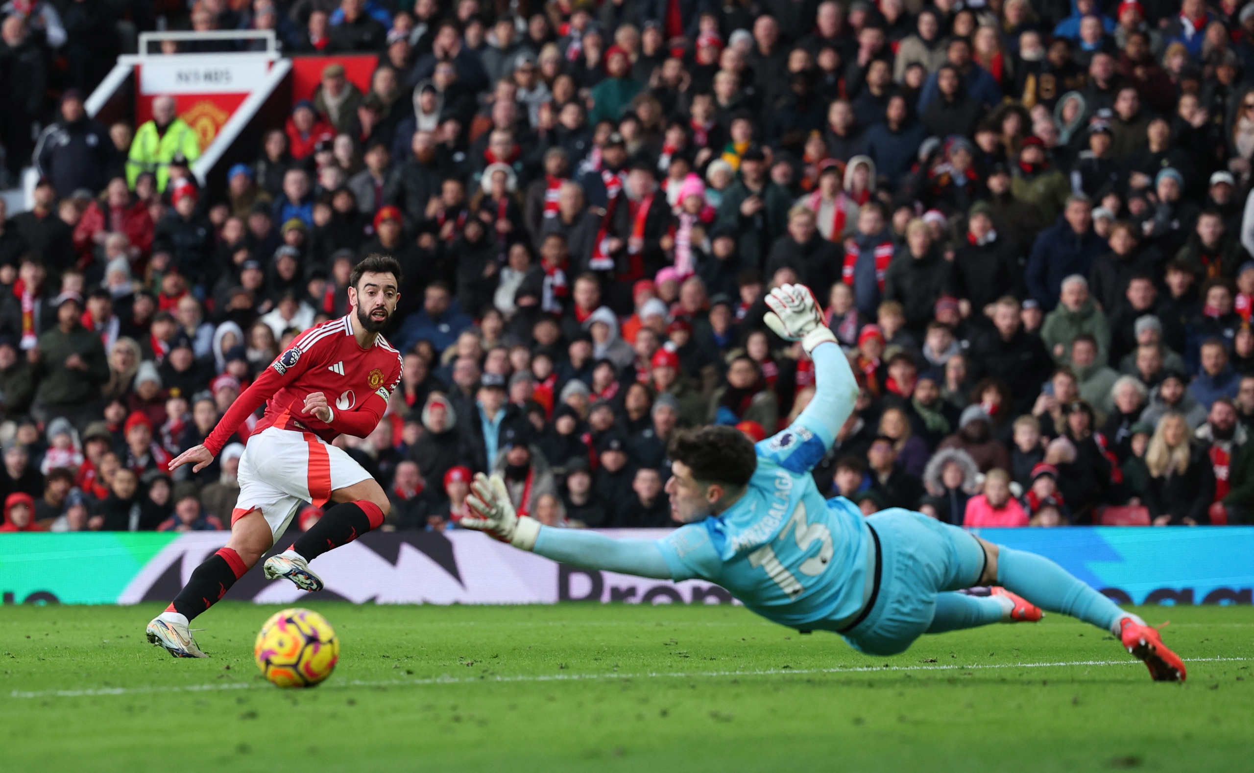 Man United thua thảm sân nhà, Bournemouth lên Top 5 Ngoại hạng- Ảnh 2.