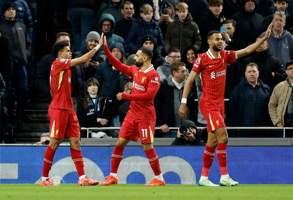 Liverpool thể hiện sức mạnh tấn c&ocirc;ng trước mọi đối thủ. Ảnh: REUTERS