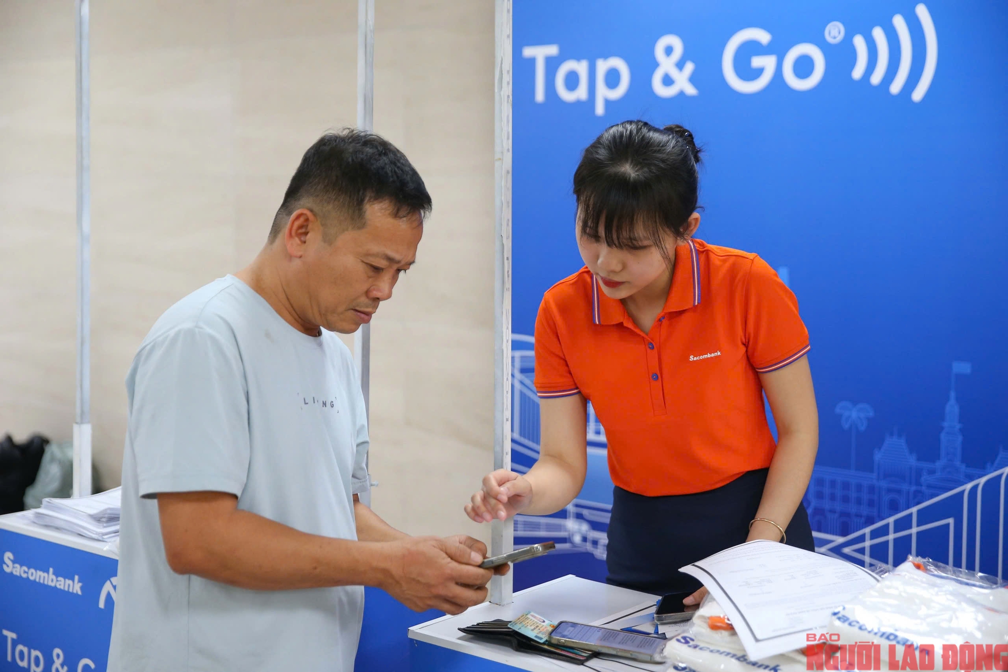 Giới trẻ TP HCM sau 1 ngày bỏ xe máy, chọn metro để đi học, đi làm- Ảnh 8.