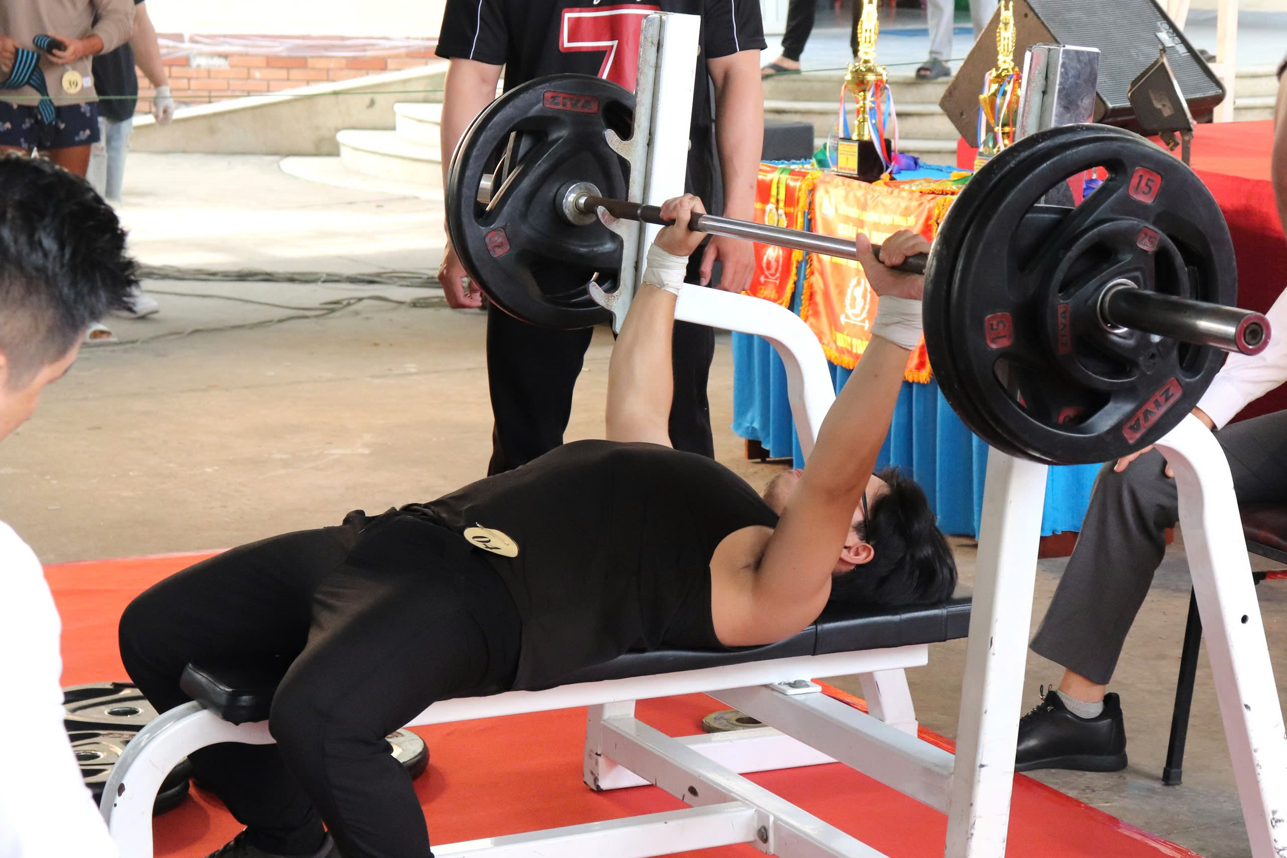 S&ocirc;i nổi hội thi cử tạ - thể h&igrave;nh quận B&igrave;nh T&acirc;n, TP HCM- Ảnh 2.