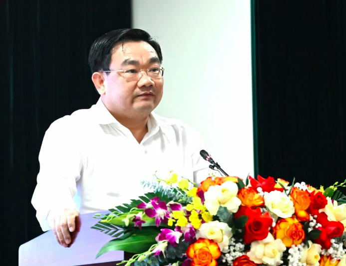 Lãnh đạo "thủ phủ" điện sạch xin gỡ vướng cho 14 dự án hưởng ưu đãi không đúng- Ảnh 1.