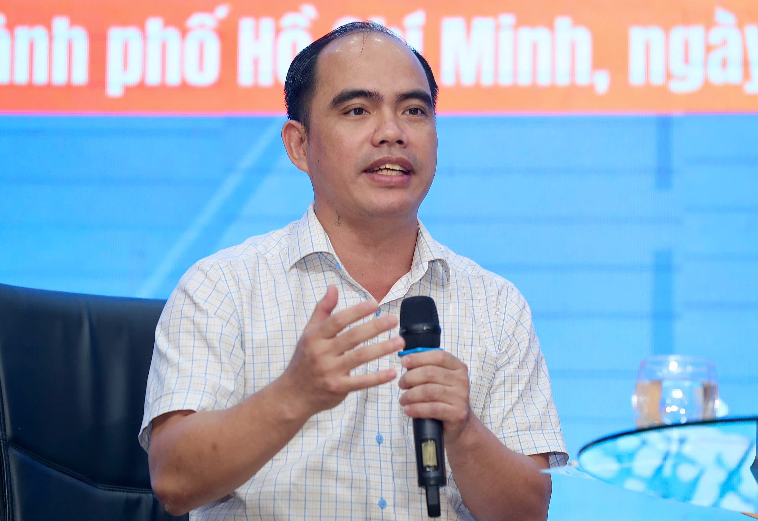 Nghe chuy&ecirc;n gia chia sẻ về &ldquo;Văn h&oacute;a ứng xử khi tham gia giao th&ocirc;ng&rdquo;- Ảnh 3.