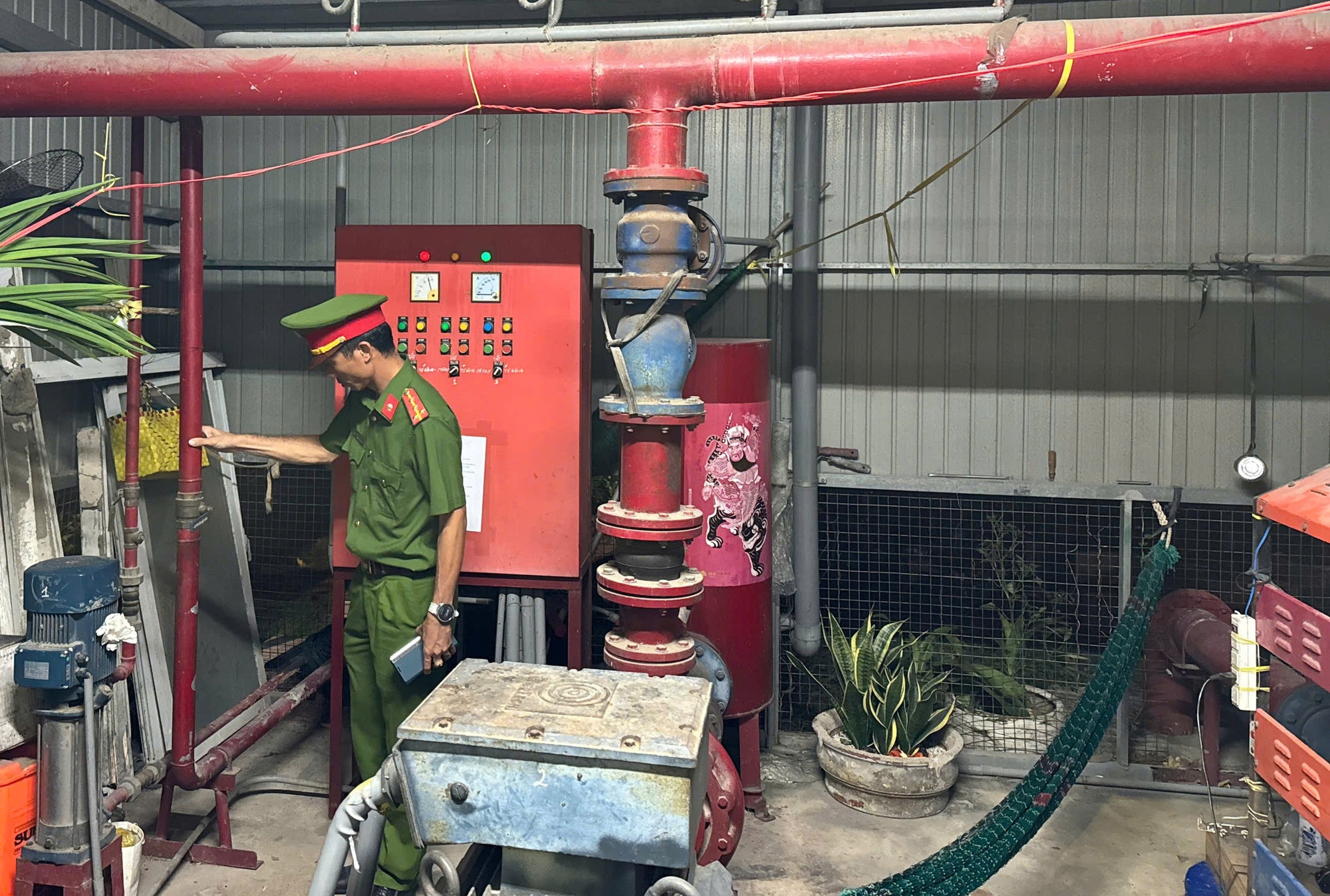B&igrave;nh Dương kiểm tra đột xuất doanh nghiệp tổ chức tăng ca cho c&ocirc;ng nh&acirc;n v&agrave;o ban đ&ecirc;m- Ảnh 4.
