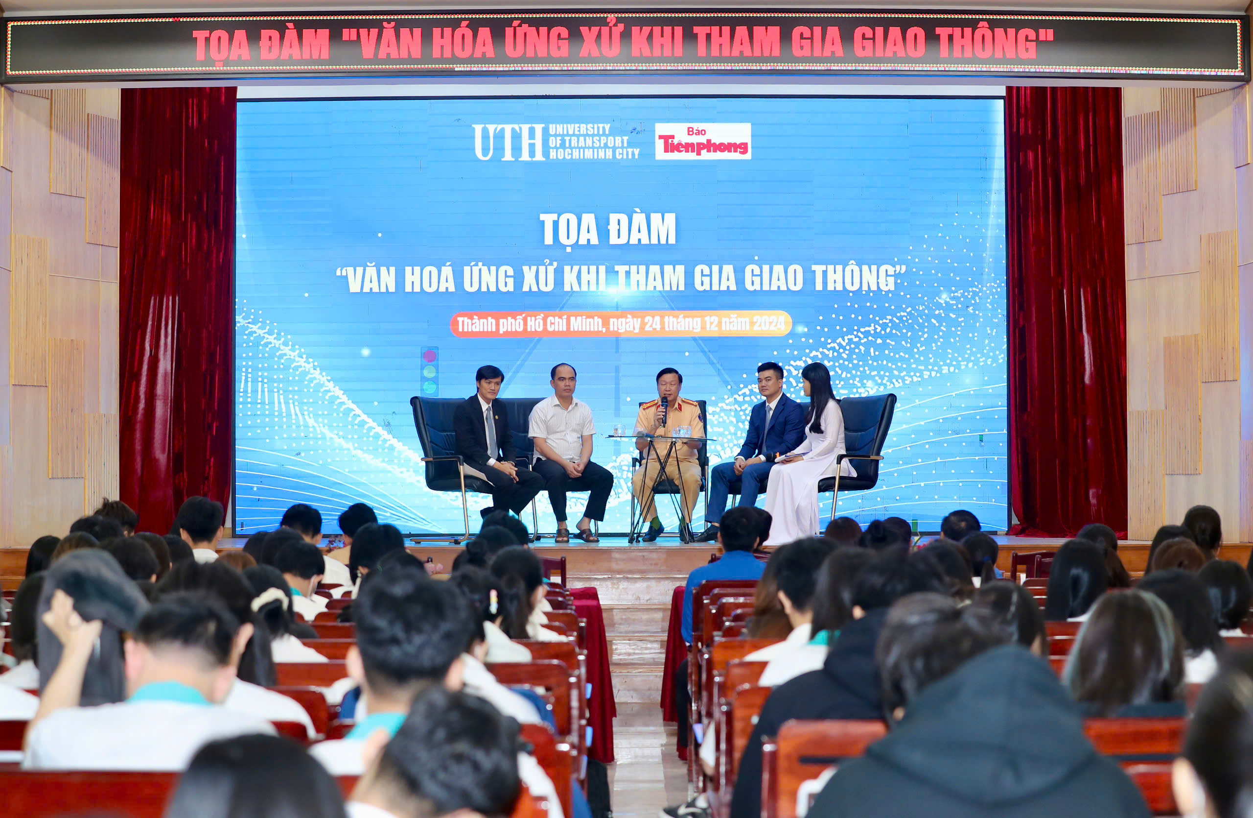 Nghe chuy&ecirc;n gia chia sẻ về &ldquo;Văn h&oacute;a ứng xử khi tham gia giao th&ocirc;ng&rdquo;- Ảnh 1.
