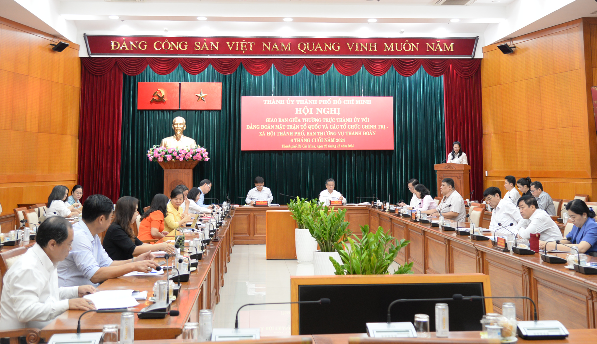 TP HCM: Đảm bảo Tết đến với mọi người, mọi nh&agrave;- Ảnh 1.