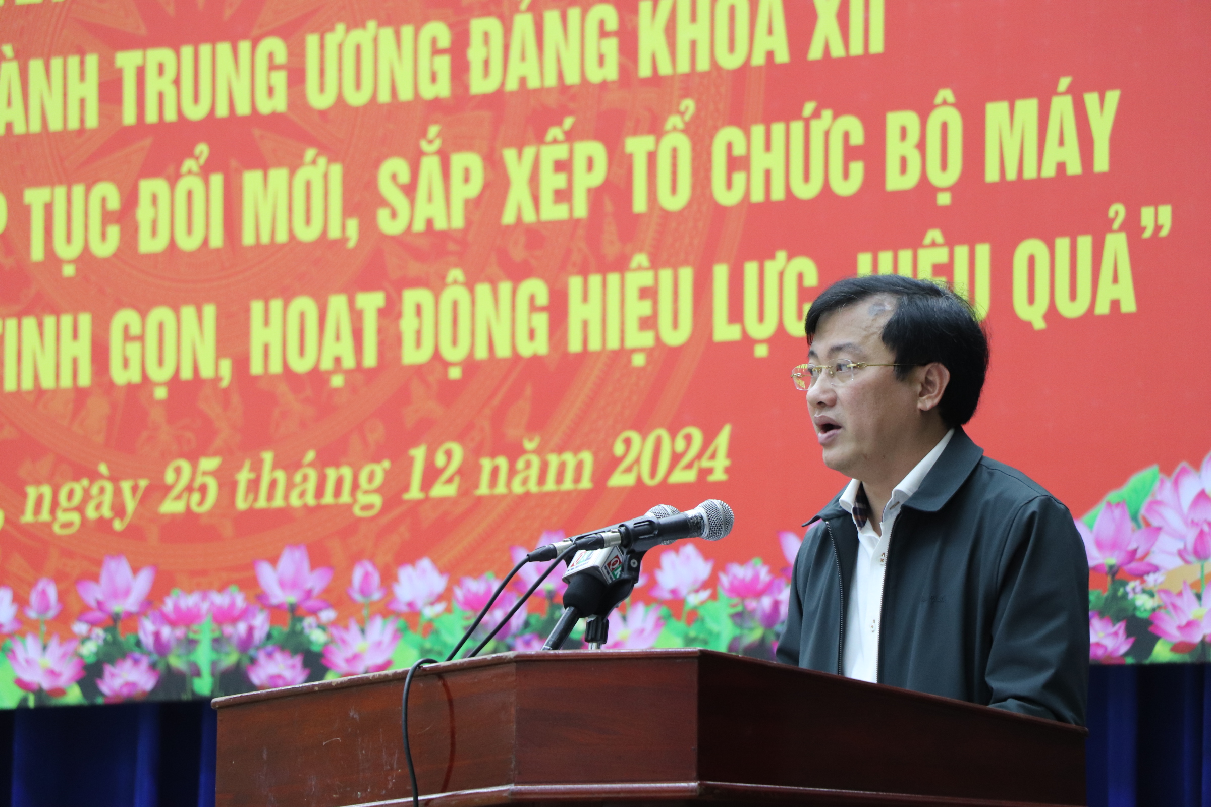 Tỉnh ủy Quảng Nam tổ chức hội nghị về tinh gọn bộ m&aacute;y- Ảnh 4.