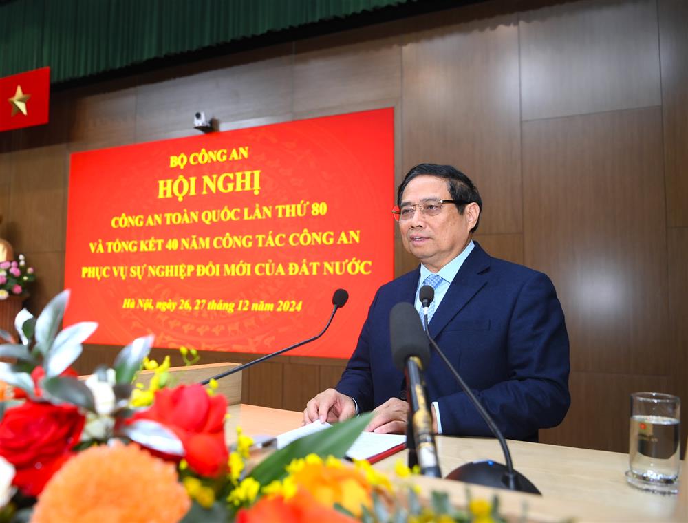 Thủ tướng Phạm Minh Ch&iacute;nh: Lực lượng CAND tiếp tục sắp xếp tổ chức bộ m&aacute;y tinh, gọn, mạnh- Ảnh 1.