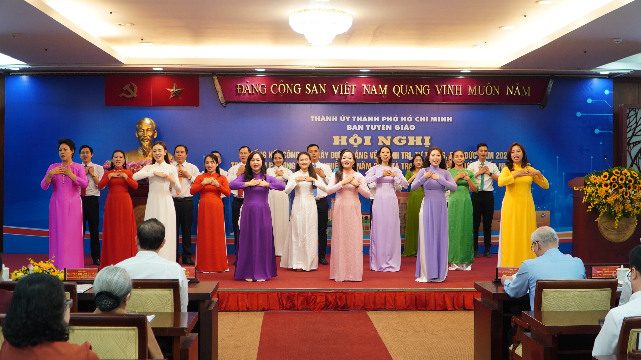 Ban Tuy&ecirc;n gi&aacute;o Th&agrave;nh ủy TP HCM đi đầu trong s&aacute;p nhập, mở ra kh&ocirc;ng gian ph&aacute;t triển mới- Ảnh 2.