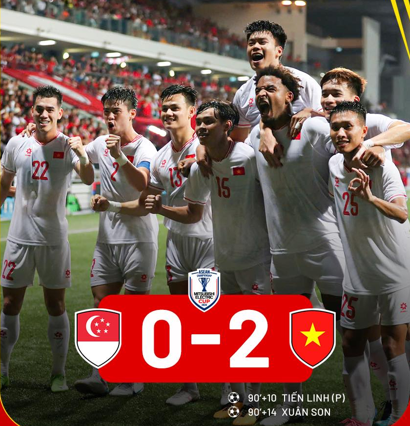 Nguyễn Xuân Son bị VAR cướp mất