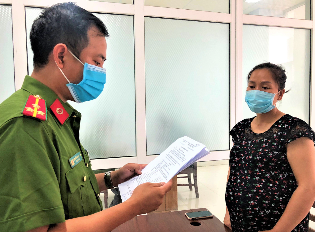 C&ocirc;ng an t&igrave;m thấy người phụ nữ 45 tuổi, bị truy n&atilde; đặc biệt- Ảnh 1.