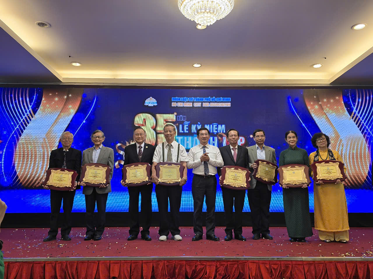 Đo&agrave;n Luật sư TP HCM c&ugrave;ng đất nước vươn m&igrave;nh ph&aacute;t triển- Ảnh 4.