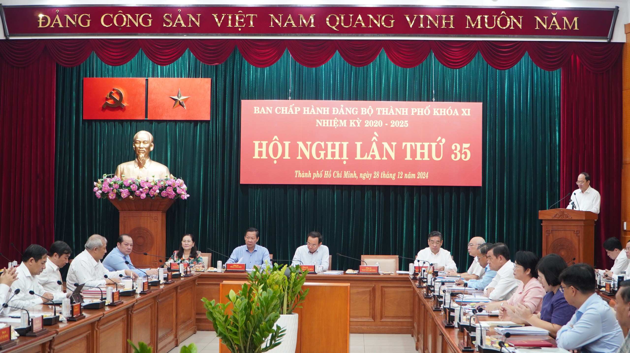 B&iacute; thư Th&agrave;nh ủy Nguyễn Văn N&ecirc;n: Sau sắp xếp, 
bộ m&aacute;y phải hoạt động tốt hơn- Ảnh 2.