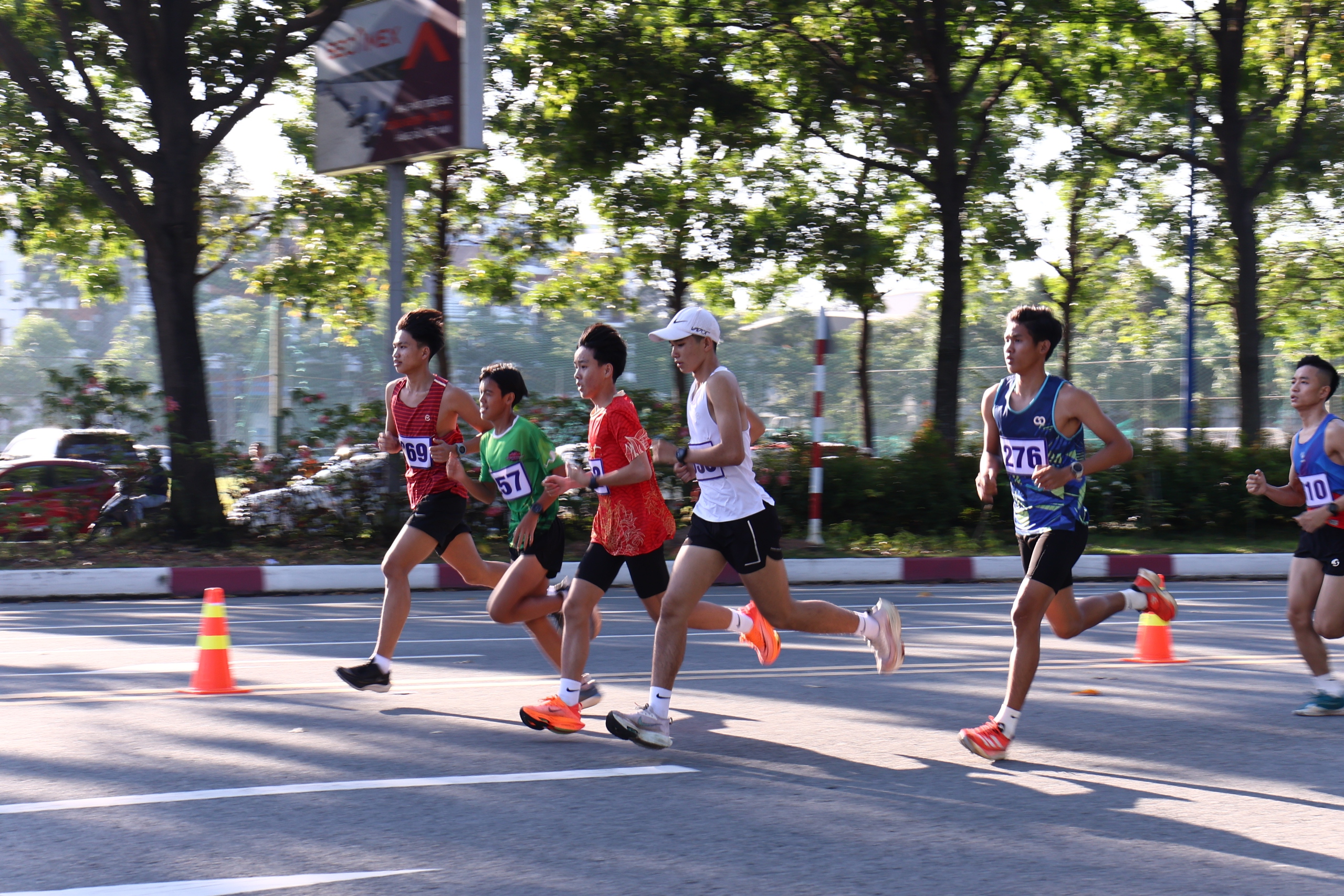 Nguyễn Thị Th&uacute;y V&acirc;n v&ocirc; địch giải việt d&atilde; B&igrave;nh Dương mừng năm mới 2025- Ảnh 3.