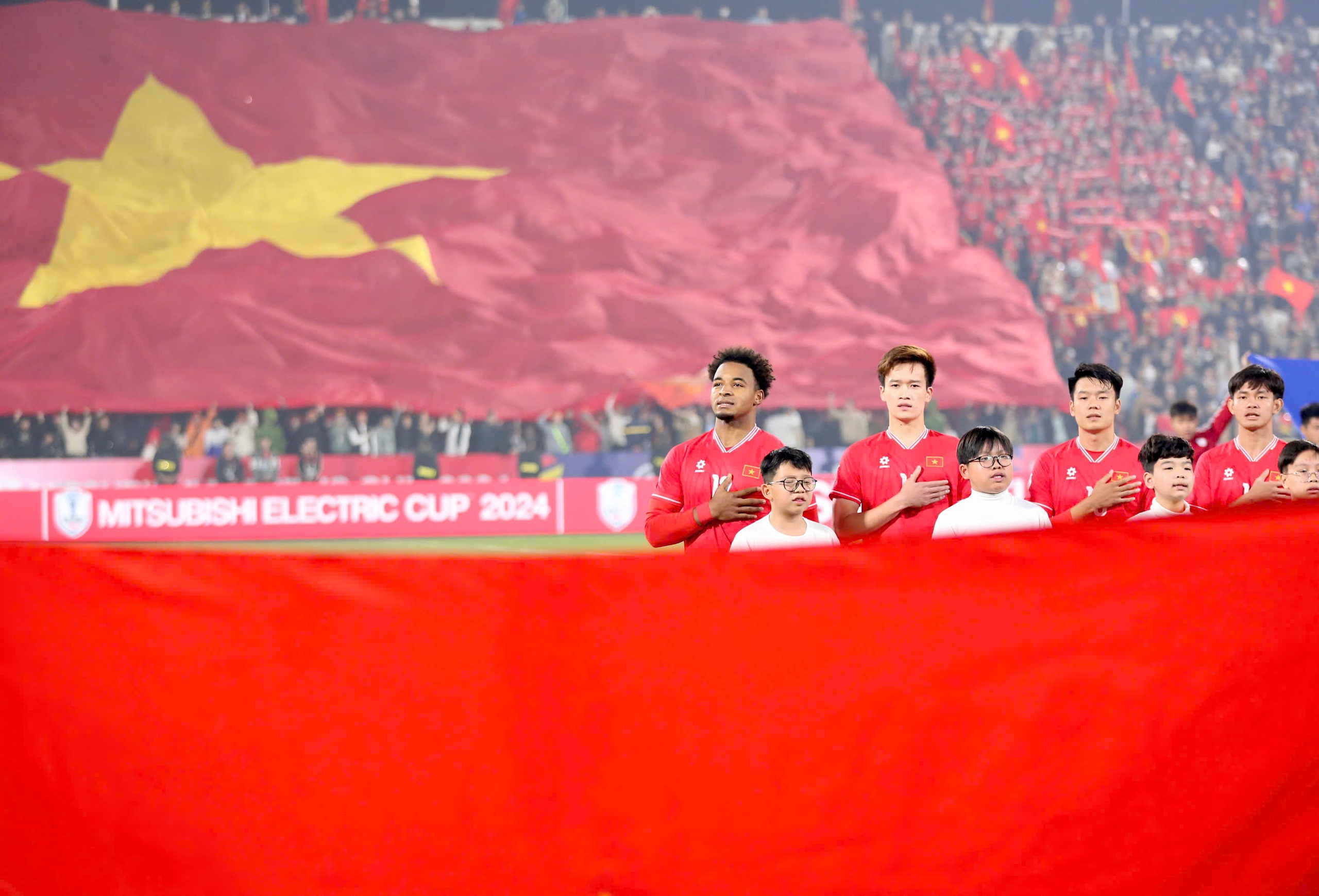 SHB treo thưởng 2 tỉ đồng cho chức vô địch ASEAN Cup của đội tuyển Việt Nam- Ảnh 1.