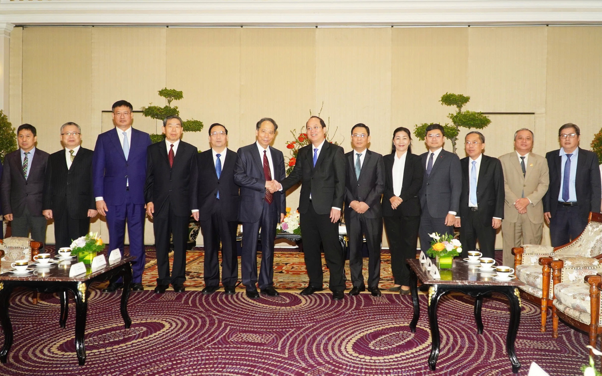 Phó Bí thư Thường trực Thành ủy TP HCM Nguyễn Hồ Hải tiếp Hội giao lưu quốc tế Trung Quốc