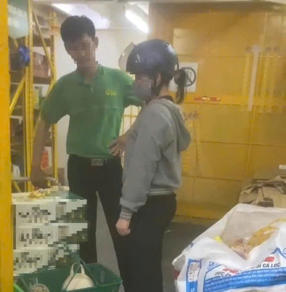 X&aacute;c minh vụ một nữ hiệu trưởng trộm x&iacute; muội, hạt dẻ ở B&aacute;ch ho&aacute; Xanh- Ảnh 1.