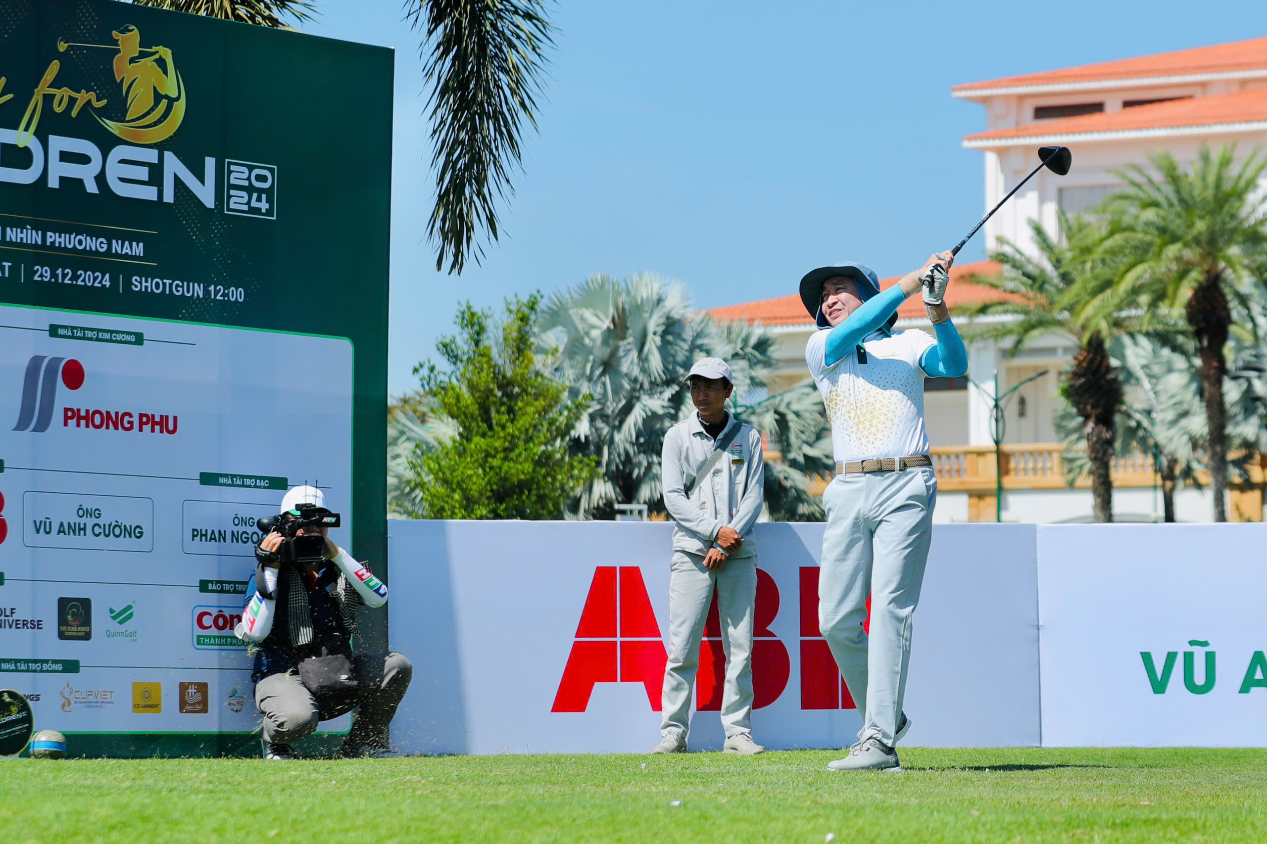 Giải golf "Swing For Children 2024" - Khi thể thao đồng h&agrave;nh c&ugrave;ng sứ mệnh gi&aacute;o dục- Ảnh 2.