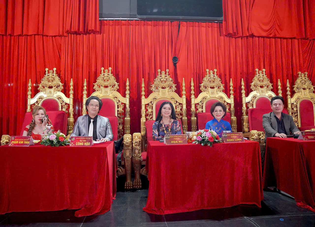 T&acirc;n Nguyễn x&uacute;c động khi đoạt giải &Aacute; qu&acirc;n 1 cuộc thi Ng&ocirc;i sao nhạc Việt- Ảnh 3.