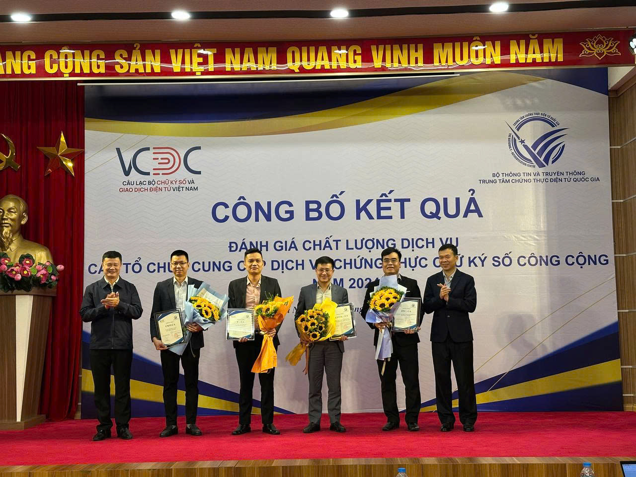 VNPT -CA  tiếp tục l&agrave; giải ph&aacute;p chữ k&yacute; số c&oacute; chất lượng dịch vụ tốt nhất năm 2024- Ảnh 1.