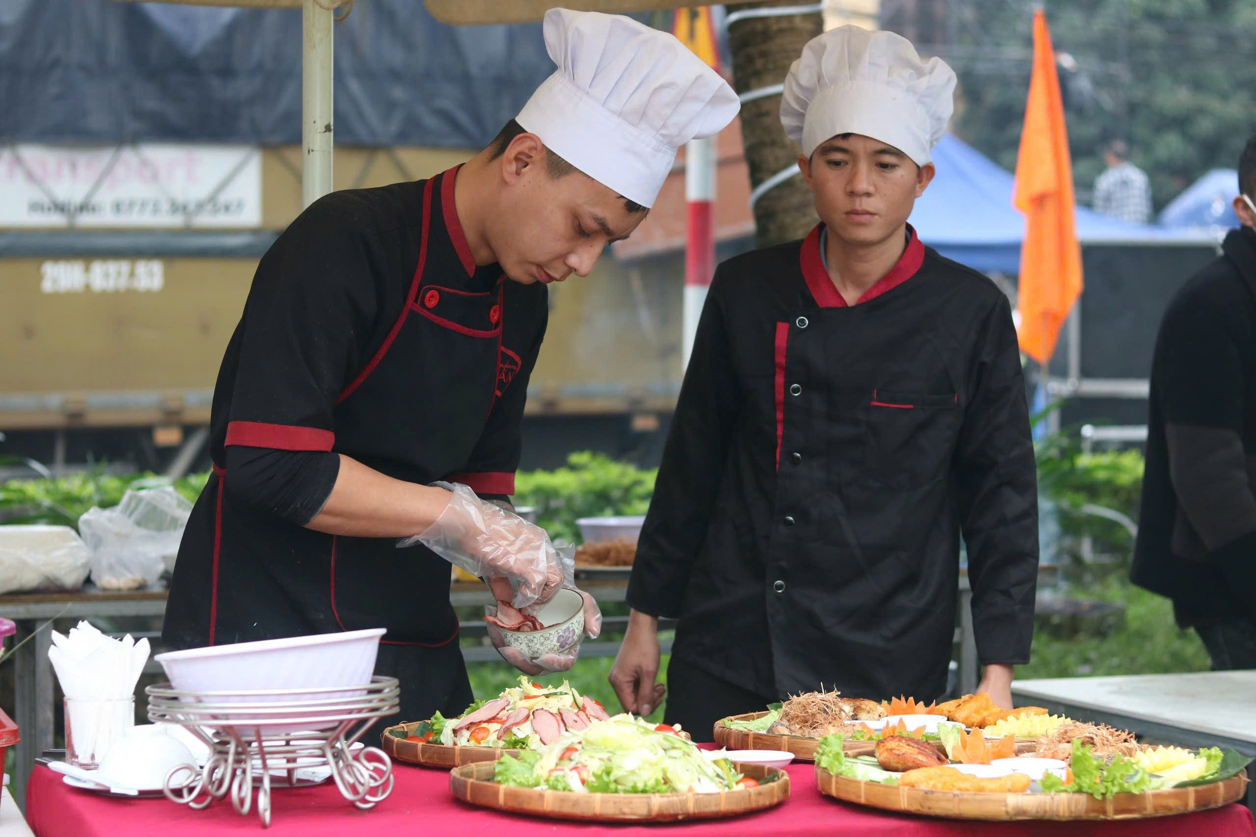 Độc đ&aacute;o hội thi ẩm thực du lịch "c&oacute; một kh&ocirc;ng hai" tại Quảng B&igrave;nh- Ảnh 11.