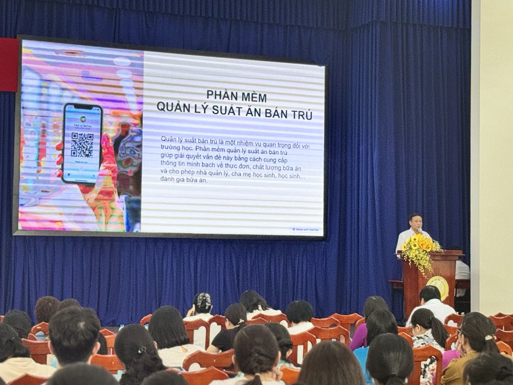 Lần đầu ti&ecirc;n đ&aacute;nh gi&aacute; bữa ăn b&aacute;n tr&uacute; hằng ng&agrave;y của 100 trường qua phần mềm- Ảnh 1.