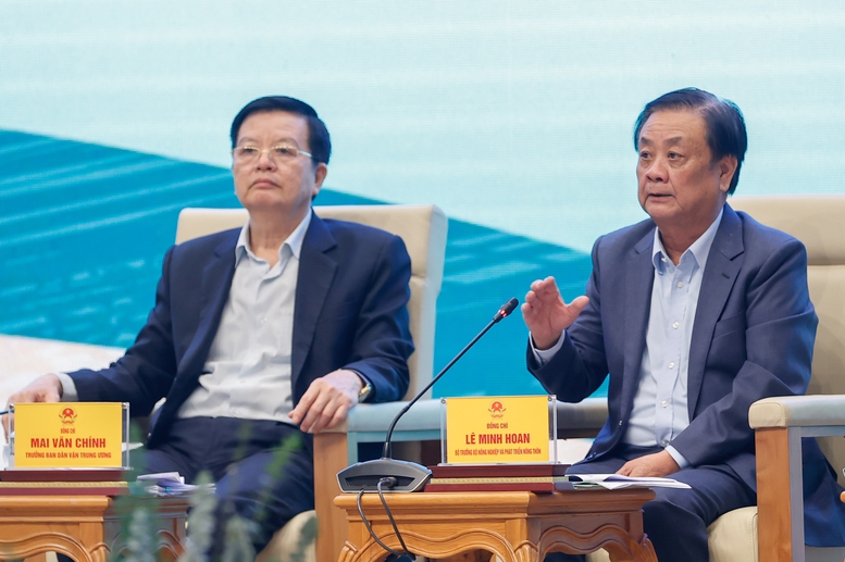 Bộ trưởng NN-PTNT chỉ c&aacute;ch gi&uacute;p n&ocirc;ng d&acirc;n b&aacute;n c&acirc;y đu đủ từ 100 ng&agrave;n l&ecirc;n 10 triệu đồng- Ảnh 1.