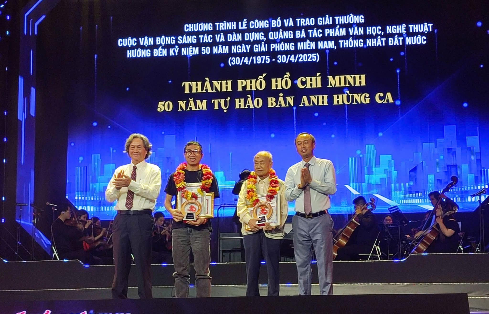 Văn nghệ sĩ TP HCM tự h&agrave;o về "TP HCM - 50 năm tự h&agrave;o bản anh h&ugrave;ng ca"- Ảnh 7.