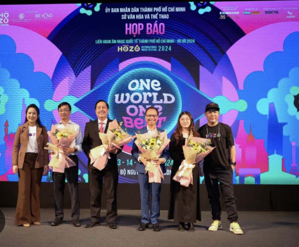 B&aacute;o Người Lao Động tổ chức Tọa đ&agrave;m "Ph&aacute;t triển C&ocirc;ng nghiệp văn h&oacute;a: Đ&acirc;u l&agrave; những trụ cột?"- Ảnh 4.