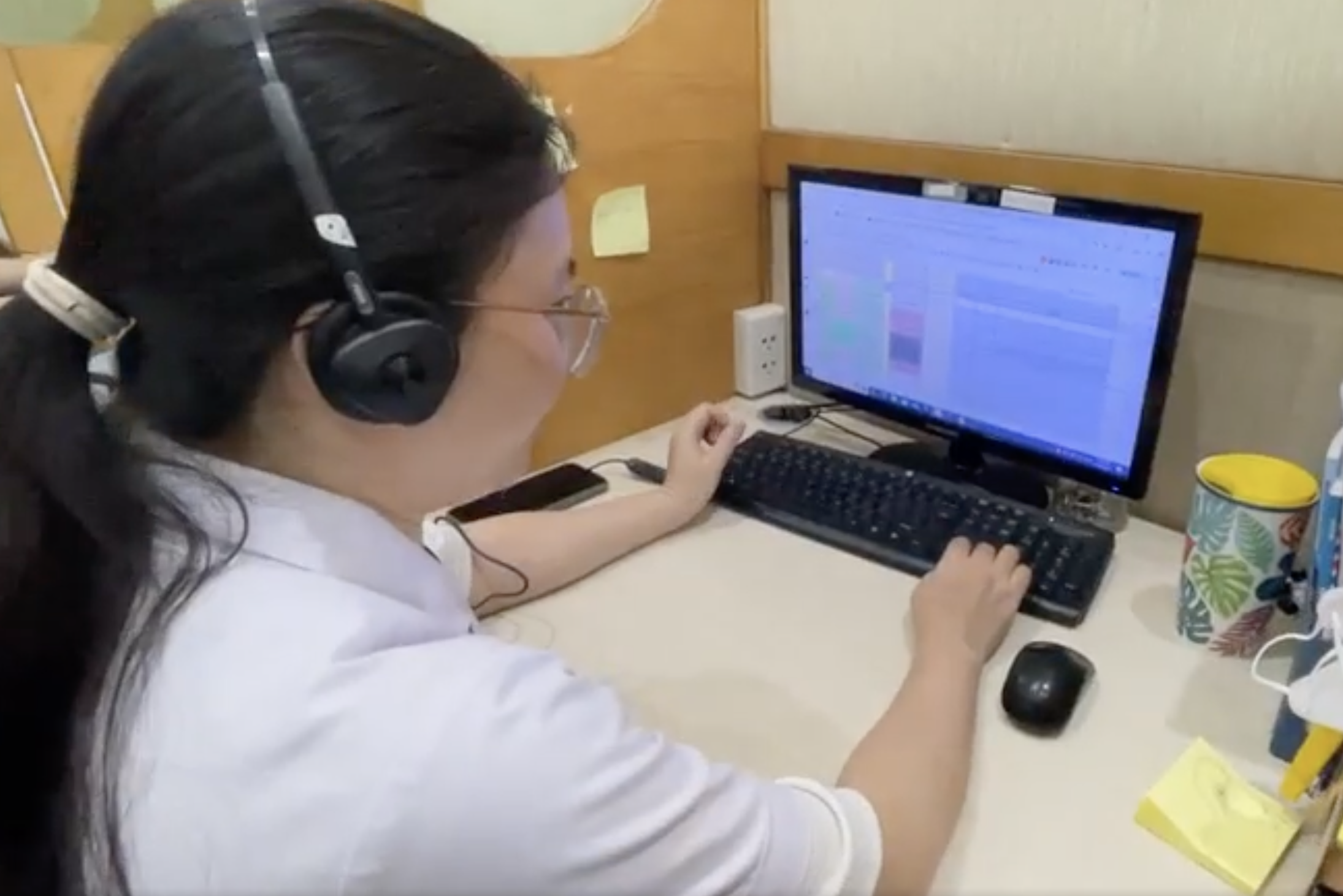 Tư vấn cai nghiện thuốc l&aacute; miễn ph&iacute;- Ảnh 1.