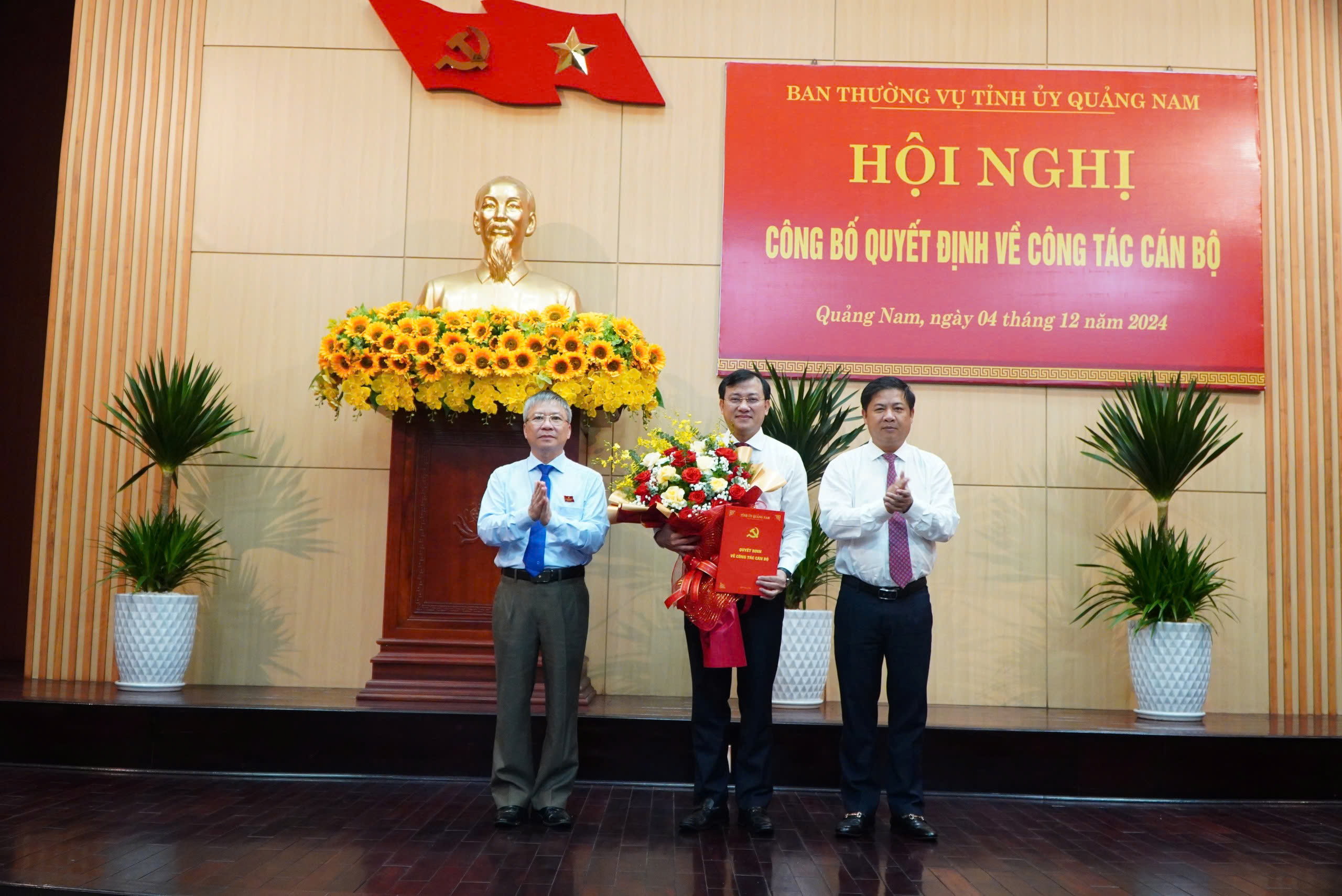 Bổ nhiệm ông Phan Văn Bình làm Trưởng ban Tổ chức Tỉnh ủy Quảng Nam- Ảnh 1.