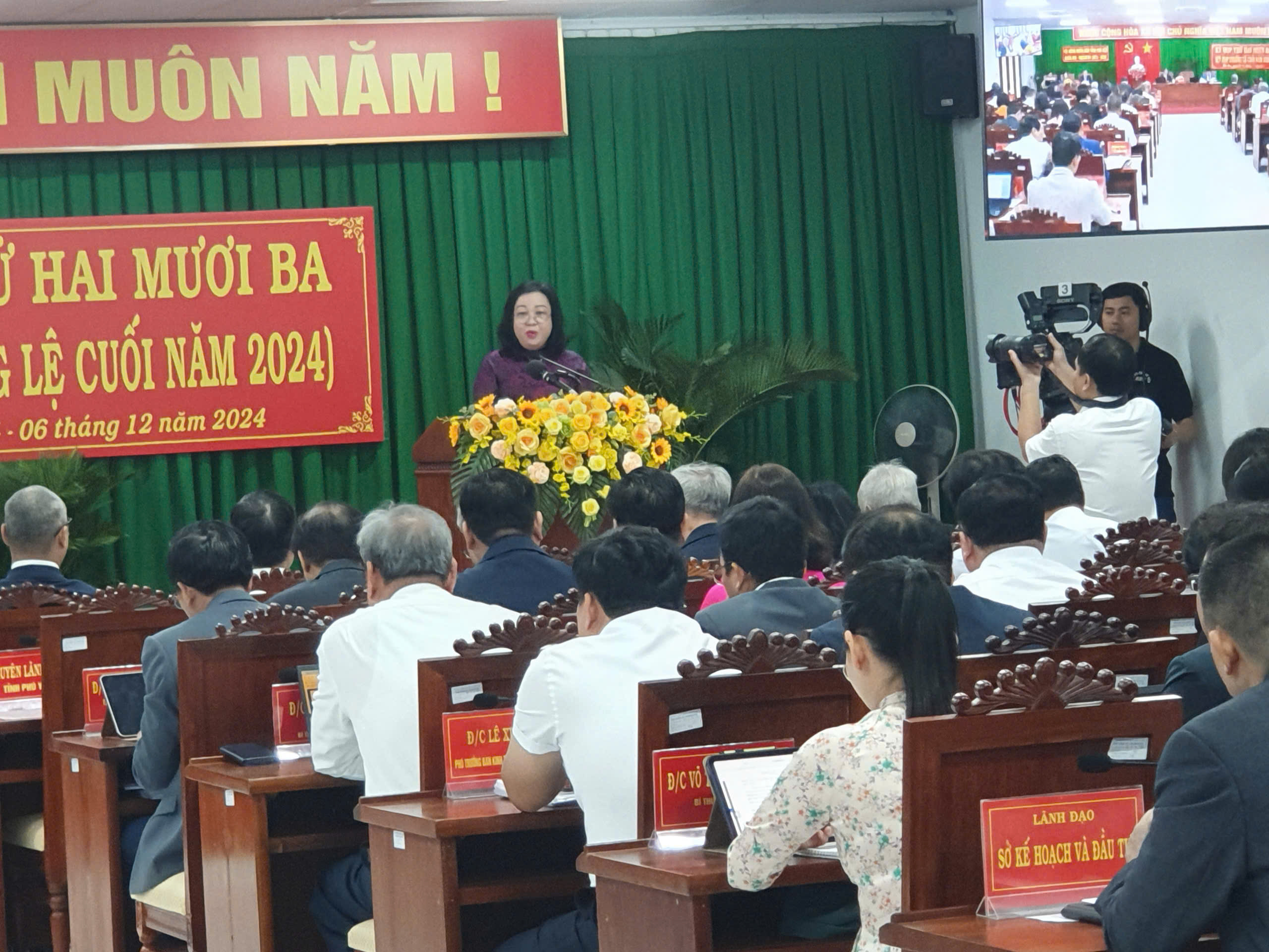 Ph&uacute; Y&ecirc;n: Lo ngại &ocirc; nhiễm từ trang trại chăn nu&ocirc;i v&agrave; l&atilde;ng ph&iacute; t&agrave;i sản c&ocirc;ng - Ảnh 2.