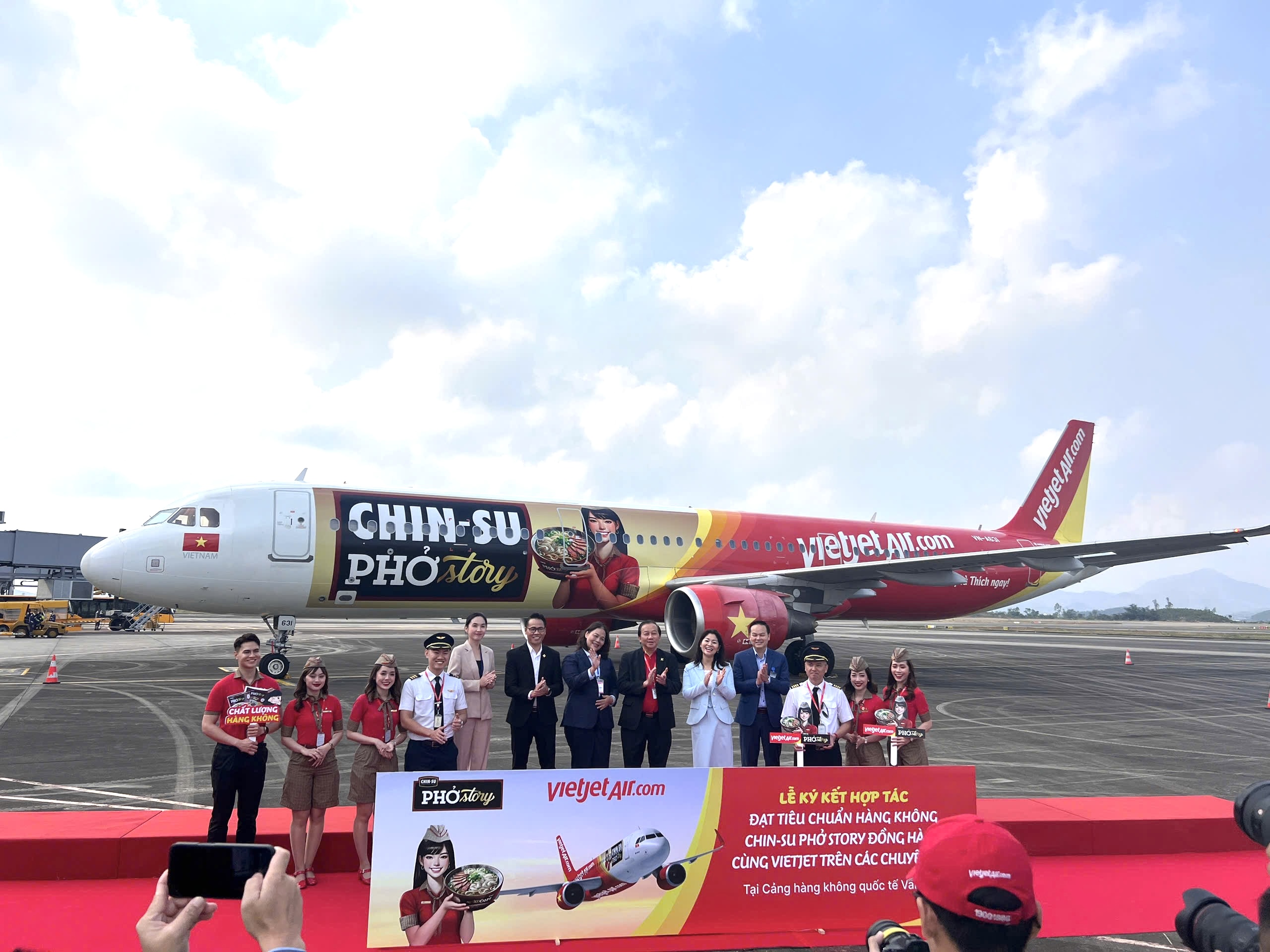 Masan Consumer v&agrave; Vietjet đưa CHIN-SU Phở Story ra thế giới- Ảnh 4.