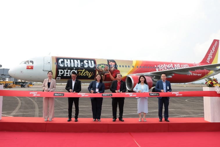 Masan Consumer v&agrave; Vietjet đưa CHIN-SU Phở Story ra thế giới- Ảnh 3.
