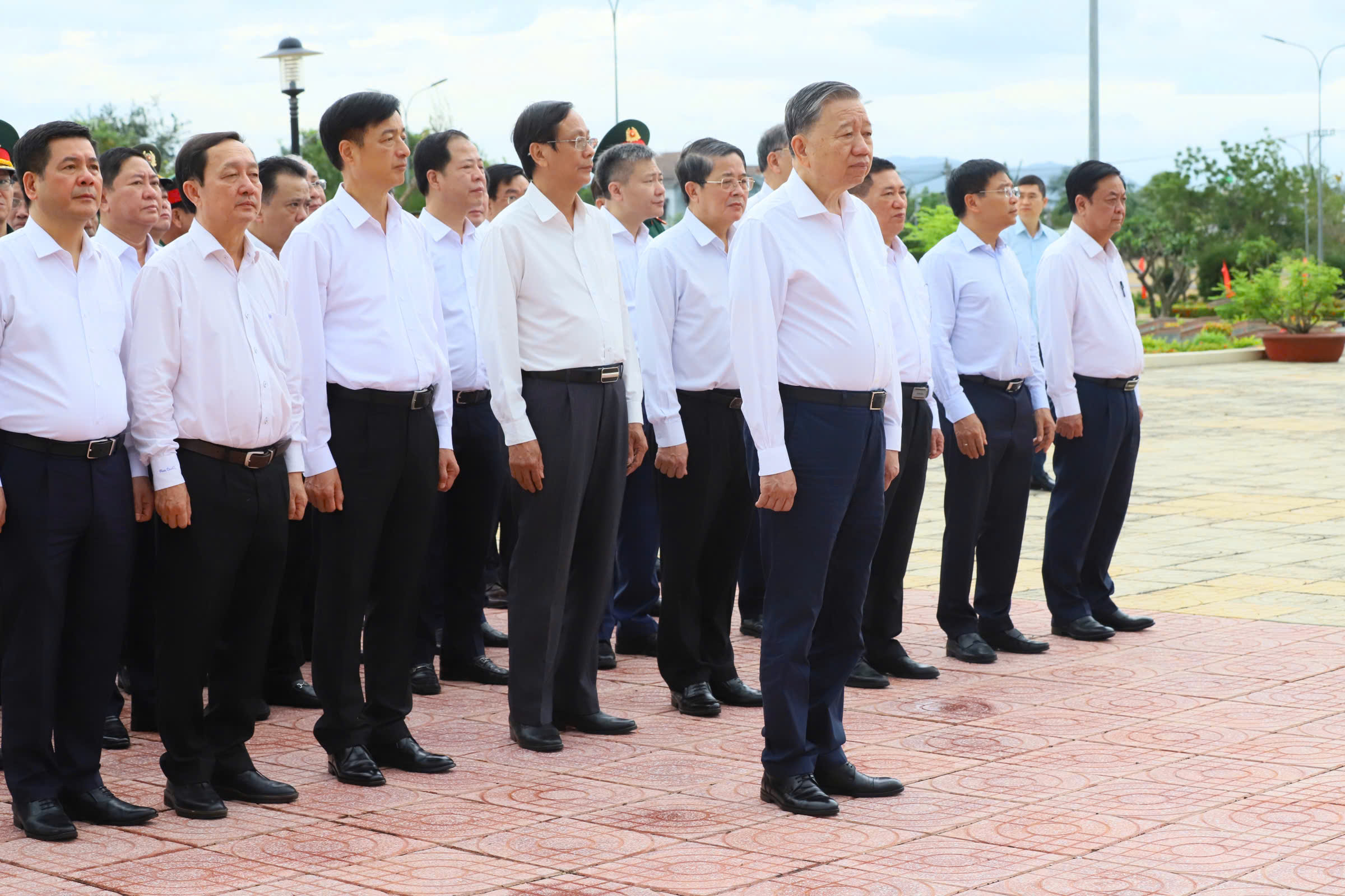 Tổng B&iacute; thư T&ocirc; L&acirc;m: Chuẩn bị tốt c&aacute;c điều kiện để t&aacute;i khởi động Nh&agrave; m&aacute;y Điện hạt nh&acirc;n Ninh Thuận- Ảnh 4.